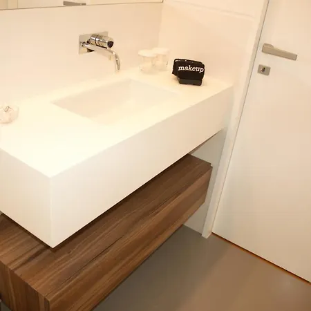 Timeless Charming - Belém